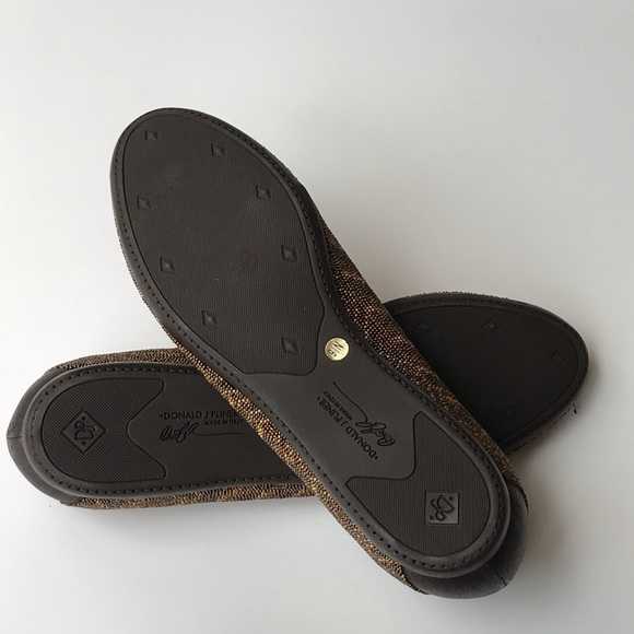 Donald J. Pliner Hasin Beaded Flats Sz 9.5 Narrow - Picture 7 of 8
